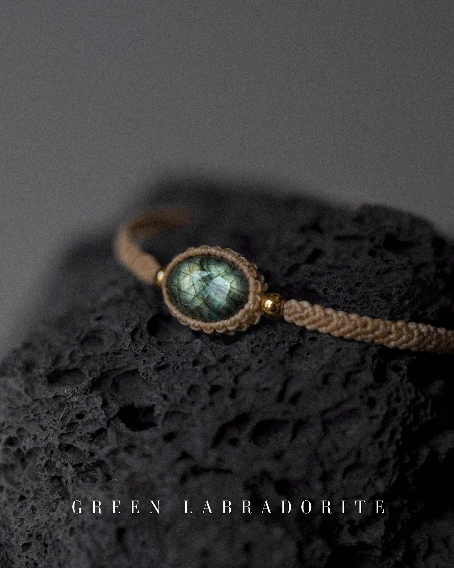 Sand & Stone Bracelet - Green Labradorite